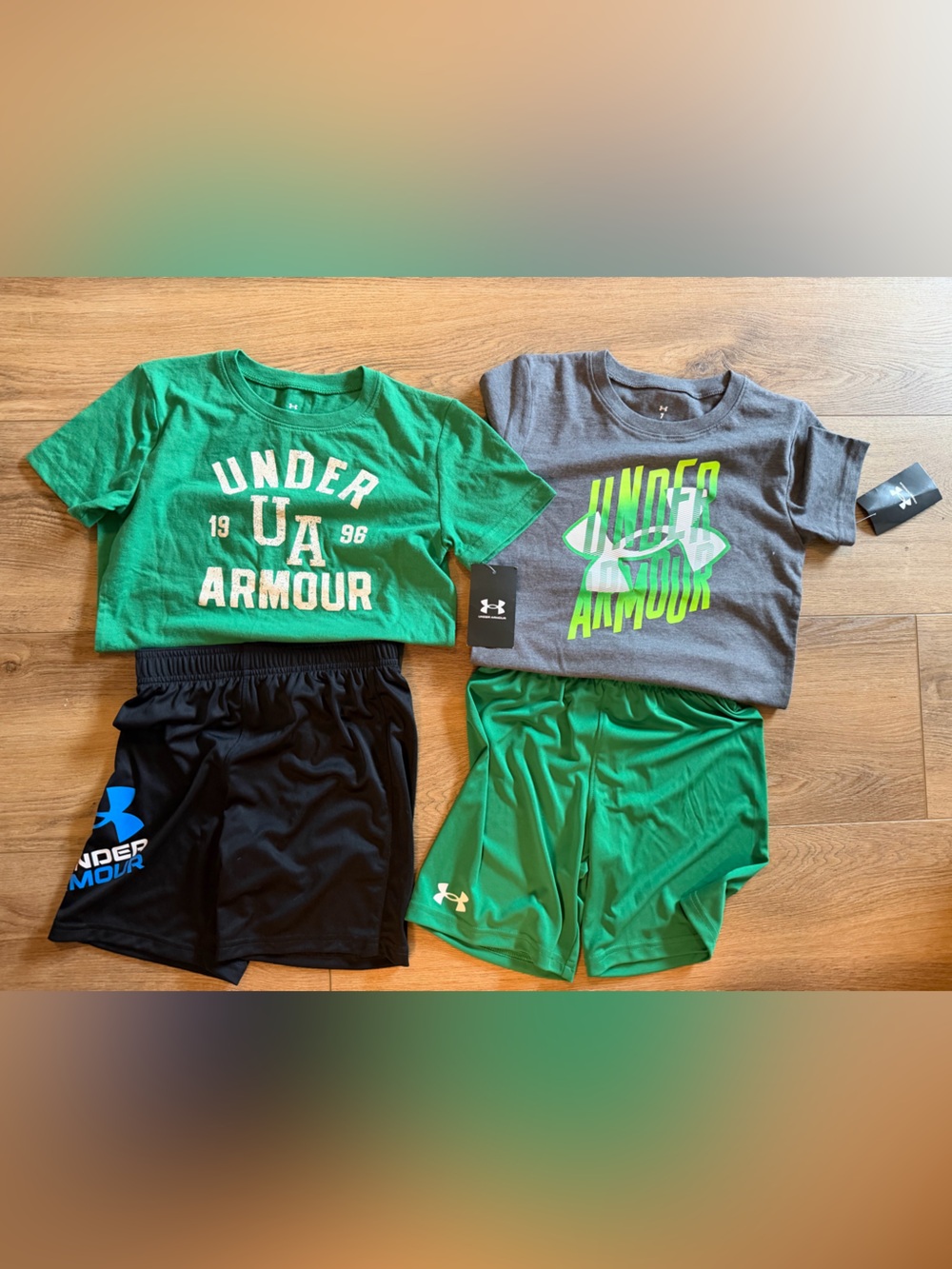 Under Armour Green & Gray Boys' Short Sleeve Graphic Tees bundle